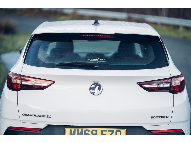 Vauxhall 1.5 Turbo D Business Edition Nav SUV 5dr Diesel Manual Euro 6 (s/s) (130 ps)