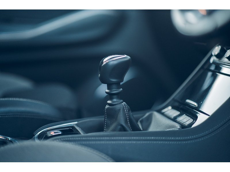 Vauxhall 1.5 Turbo D Business Edition Nav SUV 5dr Diesel Manual Euro 6 (s/s) (130 ps)