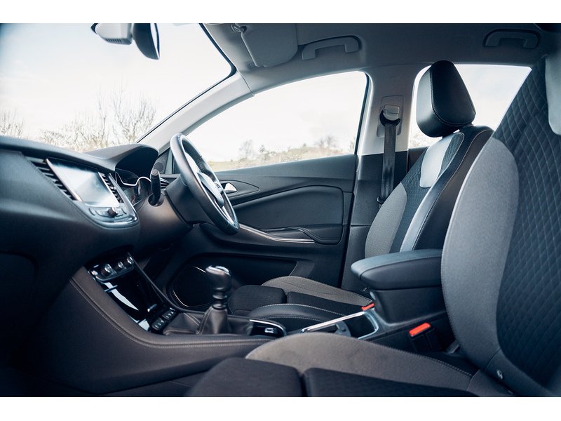 Vauxhall 1.5 Turbo D Business Edition Nav SUV 5dr Diesel Manual Euro 6 (s/s) (130 ps)