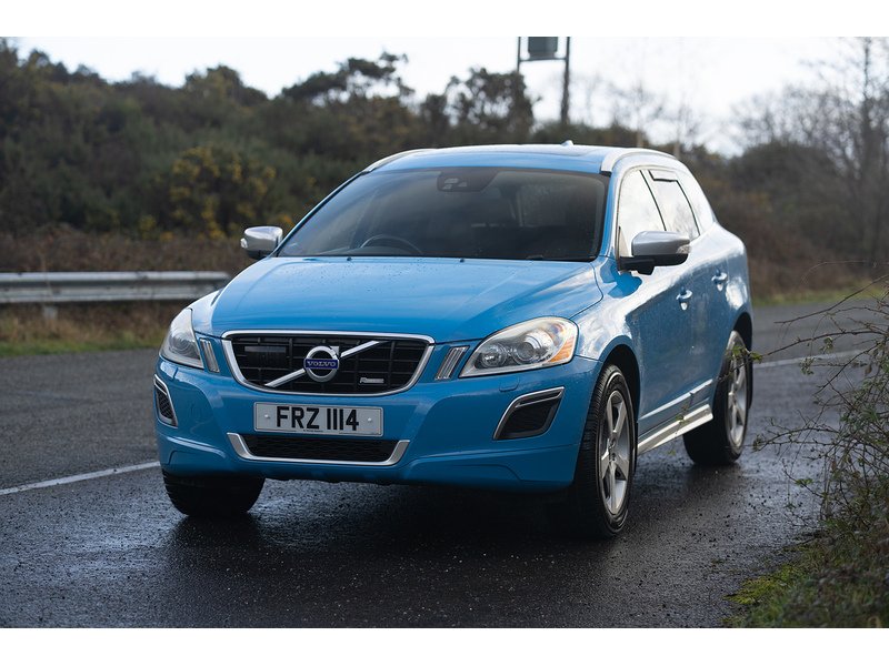 Volvo 2.4 D5 R-Design SUV 5dr Diesel Geartronic AWD Euro 5 (215 ps)