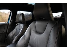 2.4 D5 R-Design SUV 5dr Diesel Geartronic AWD Euro 5 (215 ps)