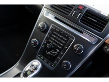 2.4 D5 R-Design SUV 5dr Diesel Geartronic AWD Euro 5 (215 ps)