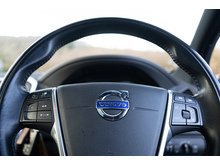 2.4 D5 R-Design SUV 5dr Diesel Geartronic AWD Euro 5 (215 ps)