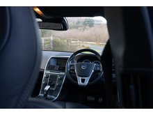 2.4 D5 R-Design SUV 5dr Diesel Geartronic AWD Euro 5 (215 ps)