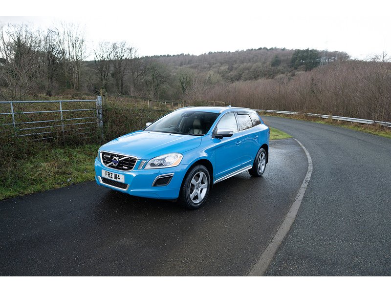 Volvo 2.4 D5 R-Design SUV 5dr Diesel Geartronic AWD Euro 5 (215 ps)