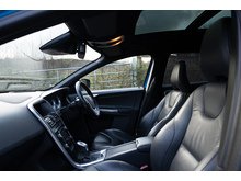 2.4 D5 R-Design SUV 5dr Diesel Geartronic AWD Euro 5 (215 ps)