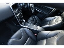 2.4 D5 R-Design SUV 5dr Diesel Geartronic AWD Euro 5 (215 ps)