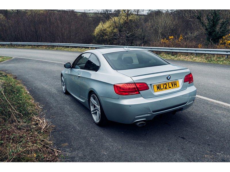 BMW 2.0 320d Sport Plus Edition Coupe 2dr Diesel Steptronic Euro 5 (184 ps)