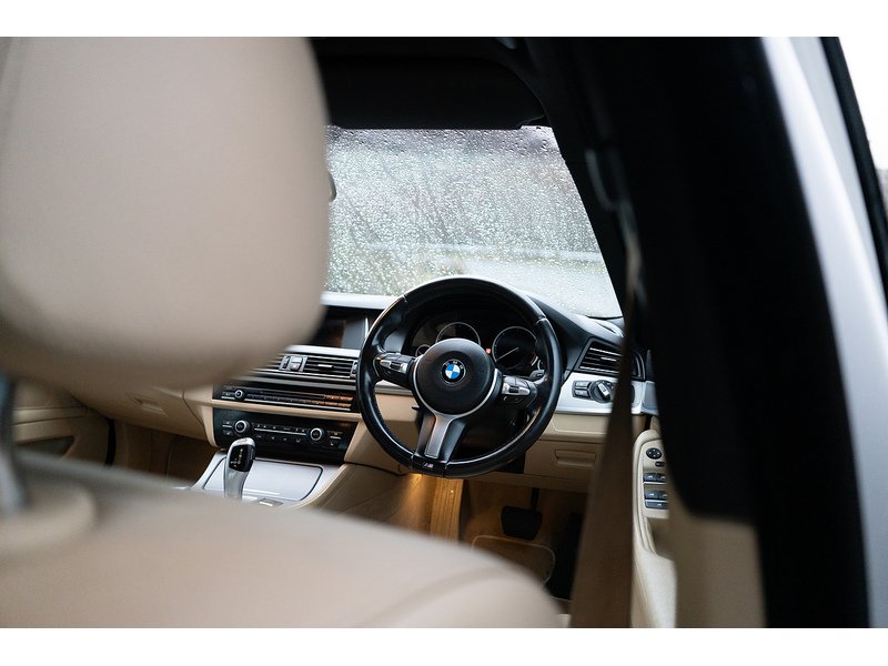 BMW 3.0 530d M Sport Saloon 4dr Diesel Auto Euro 6 (s/s) (258 ps)