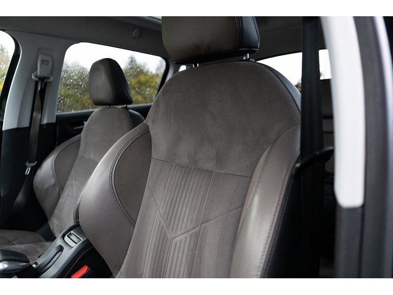 Peugeot 1.6 e-HDi Feline SUV 5dr Diesel Manual Euro 5 (s/s) (Calima) (115 ps)