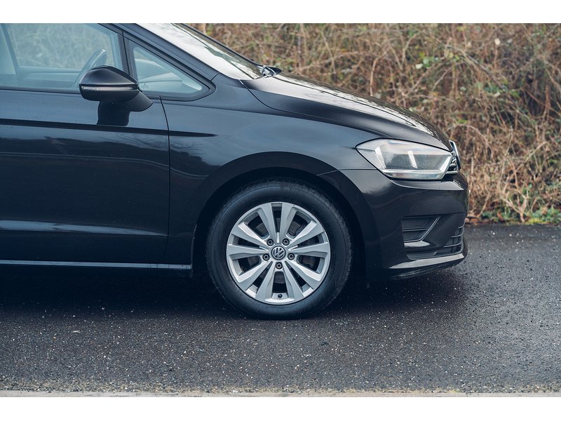 Volkswagen 1.6 TDI BlueMotion Tech SE MPV 5dr Diesel Manual Euro 6 (s/s) (110 ps)