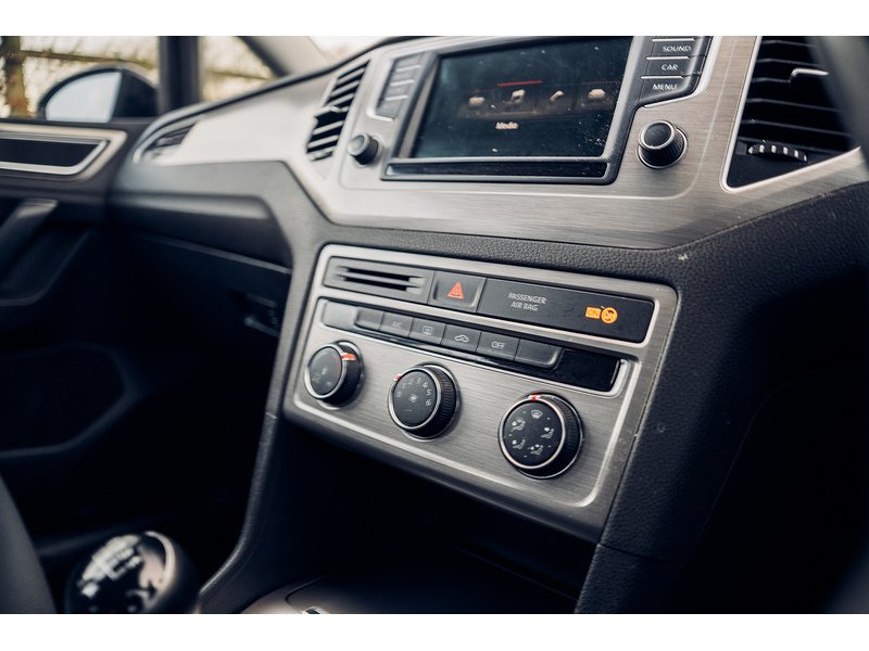 Volkswagen 1.6 TDI BlueMotion Tech SE MPV 5dr Diesel Manual Euro 6 (s/s) (110 ps)