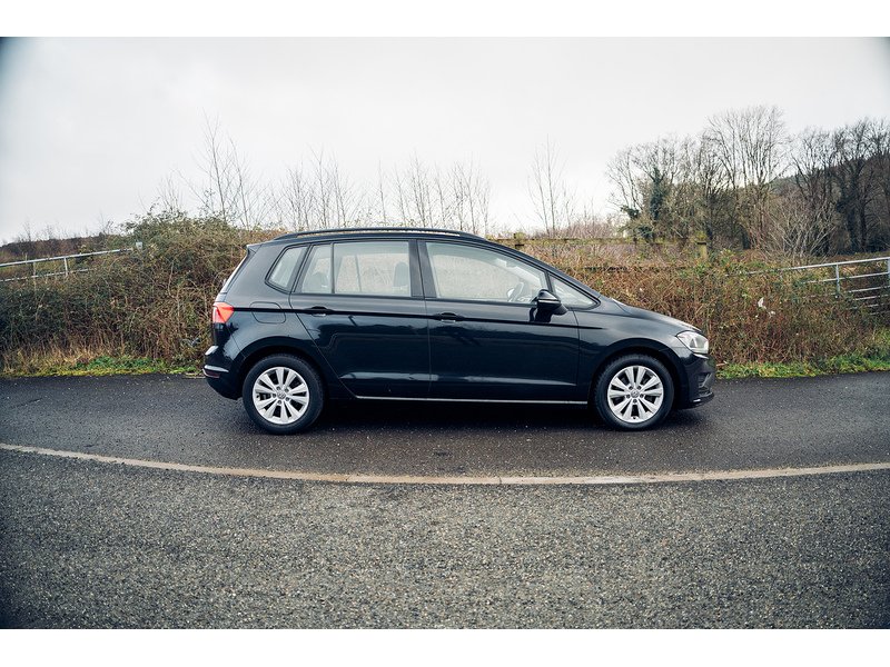 Volkswagen 1.6 TDI BlueMotion Tech SE MPV 5dr Diesel Manual Euro 6 (s/s) (110 ps)