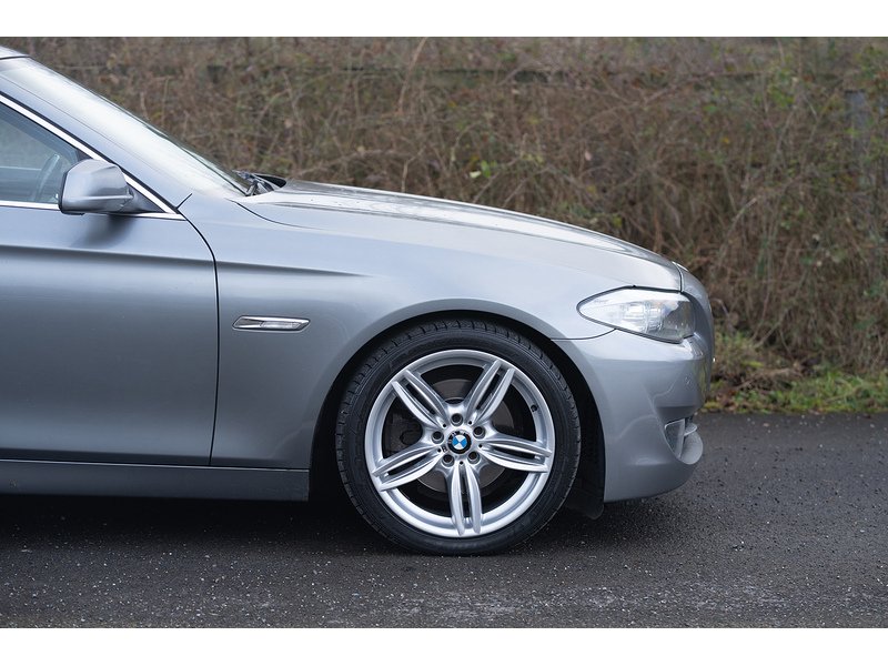 BMW 2.0 520d SE Saloon 4dr Diesel Steptronic Euro 5 (184 ps)