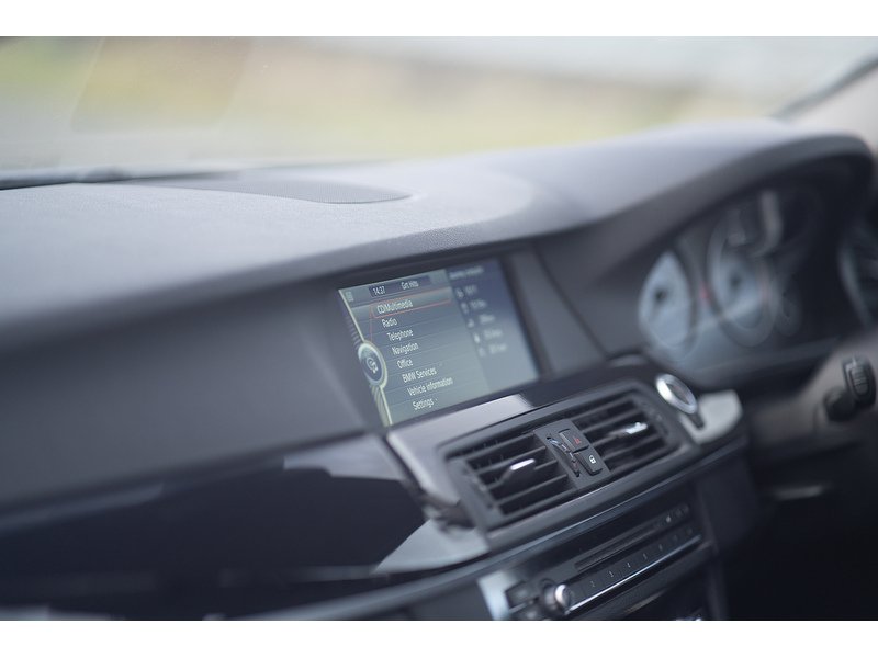 BMW 2.0 520d SE Saloon 4dr Diesel Steptronic Euro 5 (184 ps)