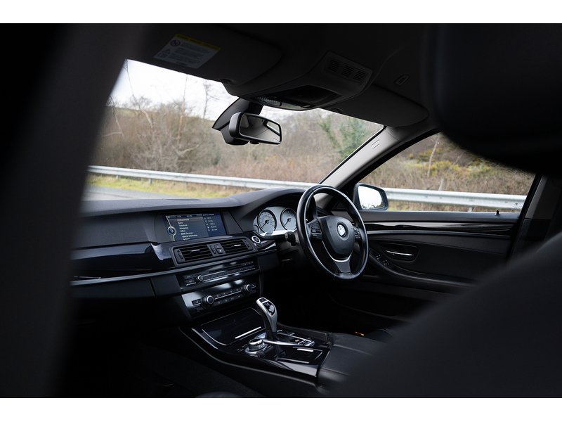 BMW 2.0 520d SE Saloon 4dr Diesel Steptronic Euro 5 (184 ps)