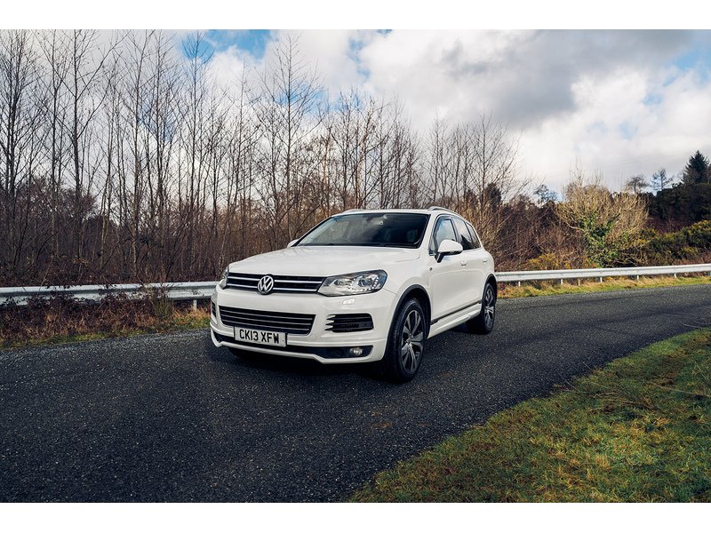 Volkswagen 3.0 TDI V6 BlueMotion Tech R-Line SUV 5dr Diesel Tiptronic 4WD Euro 5 (s/s) (245 ps)