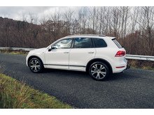 3.0 TDI V6 BlueMotion Tech R-Line SUV 5dr Diesel Tiptronic 4WD Euro 5 (s/s) (245 ps)