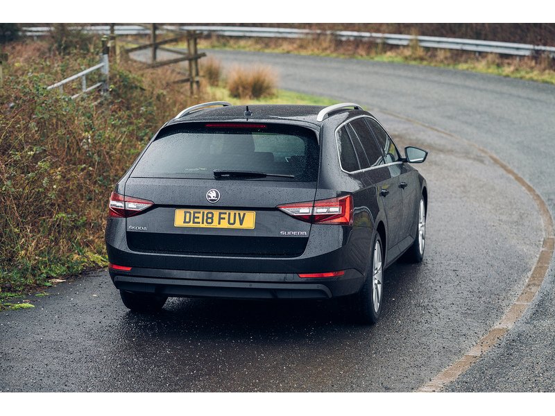 Skoda 2.0 TDI SE L Executive Estate 5dr Diesel DSG Euro 6 (s/s) (150 ps)