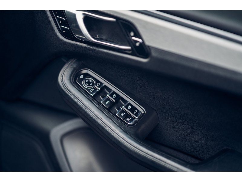 Porsche 3.0 TD V6 S SUV 5dr Diesel PDK 4WD Euro 6 (s/s) (258 ps)