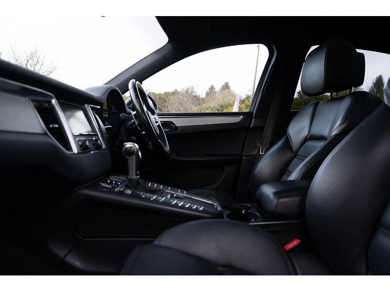 Porsche 3.0 TD V6 S SUV 5dr Diesel PDK 4WD Euro 6 (s/s) (258 ps)