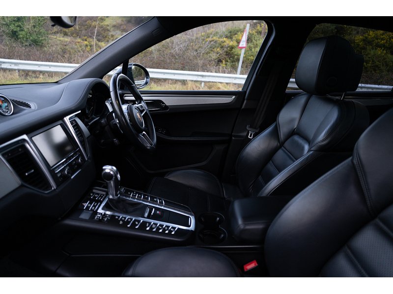 Porsche 3.0 TD V6 S SUV 5dr Diesel PDK 4WD Euro 6 (s/s) (258 ps)