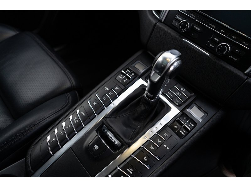 Porsche 3.0 TD V6 S SUV 5dr Diesel PDK 4WD Euro 6 (s/s) (258 ps)