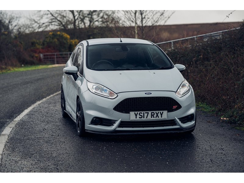 Ford 1.6T EcoBoost ST-200 Hatchback 3dr Petrol Manual Euro 6 (200 ps)