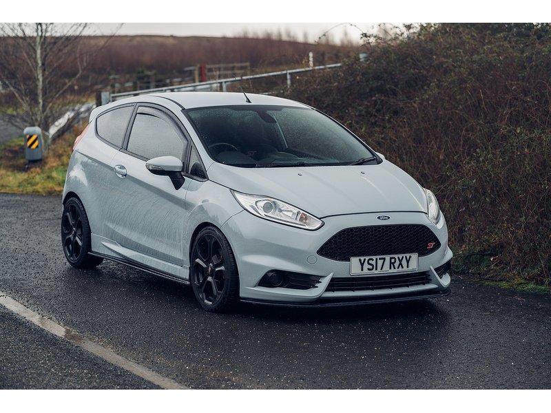 Ford 1.6T EcoBoost ST-200 Hatchback 3dr Petrol Manual Euro 6 (200 ps)