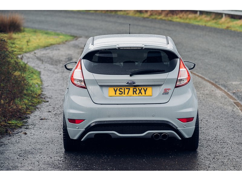 Ford 1.6T EcoBoost ST-200 Hatchback 3dr Petrol Manual Euro 6 (200 ps)