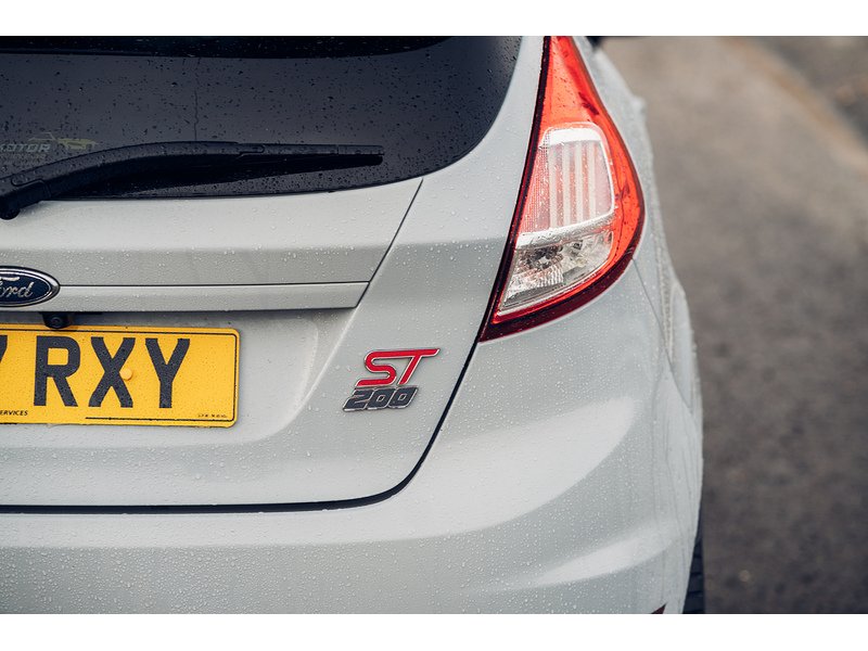 Ford 1.6T EcoBoost ST-200 Hatchback 3dr Petrol Manual Euro 6 (200 ps)