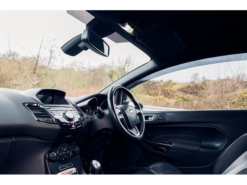 Ford 1.6T EcoBoost ST-200 Hatchback 3dr Petrol Manual Euro 6 (200 ps)