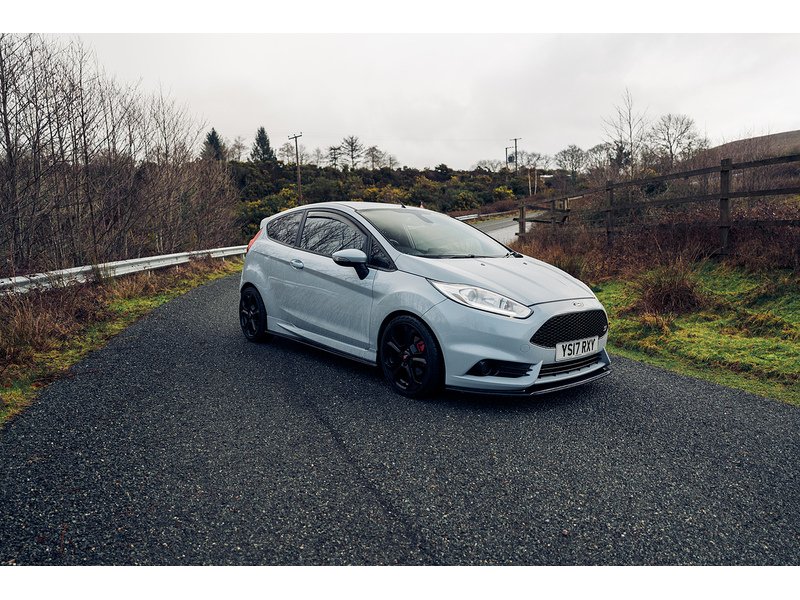 Ford 1.6T EcoBoost ST-200 Hatchback 3dr Petrol Manual Euro 6 (200 ps)