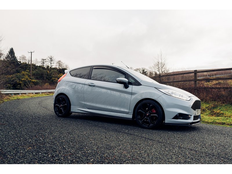 Ford 1.6T EcoBoost ST-200 Hatchback 3dr Petrol Manual Euro 6 (200 ps)