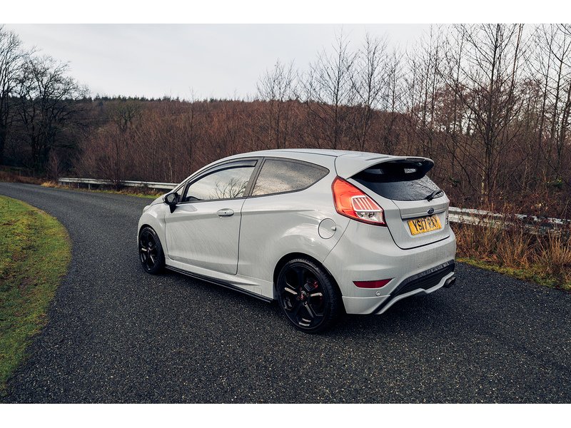 Ford 1.6T EcoBoost ST-200 Hatchback 3dr Petrol Manual Euro 6 (200 ps)