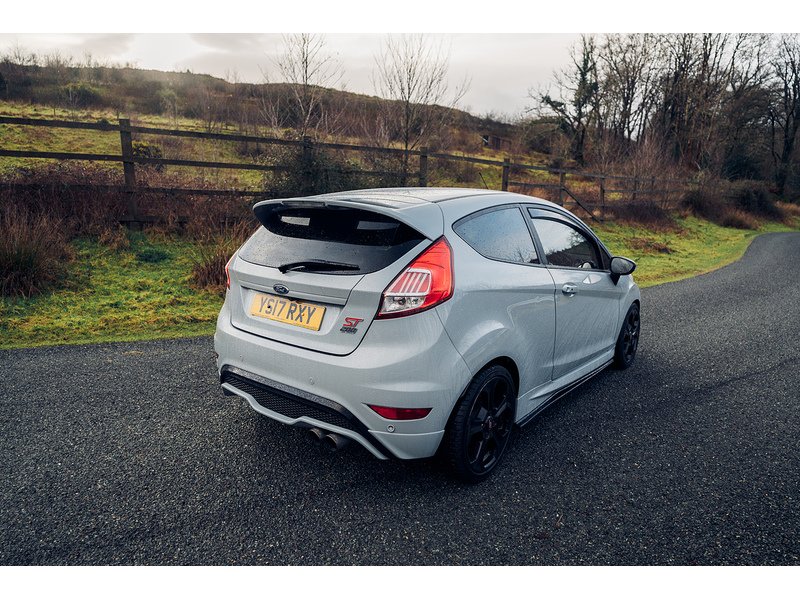 Ford 1.6T EcoBoost ST-200 Hatchback 3dr Petrol Manual Euro 6 (200 ps)