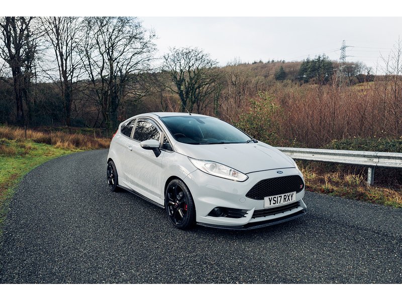 Ford 1.6T EcoBoost ST-200 Hatchback 3dr Petrol Manual Euro 6 (200 ps)