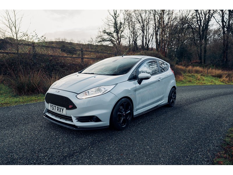 Ford 1.6T EcoBoost ST-200 Hatchback 3dr Petrol Manual Euro 6 (200 ps)