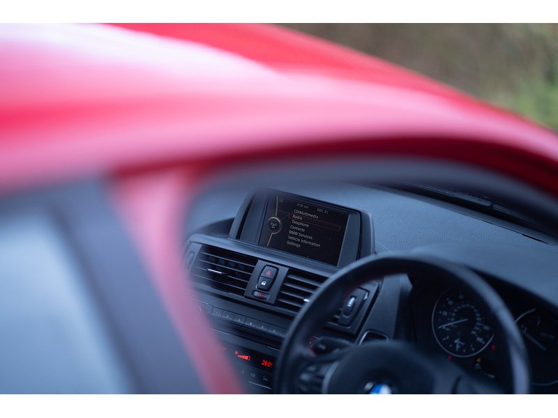 BMW 118d Sport Hatchback 2.0 Manual Diesel