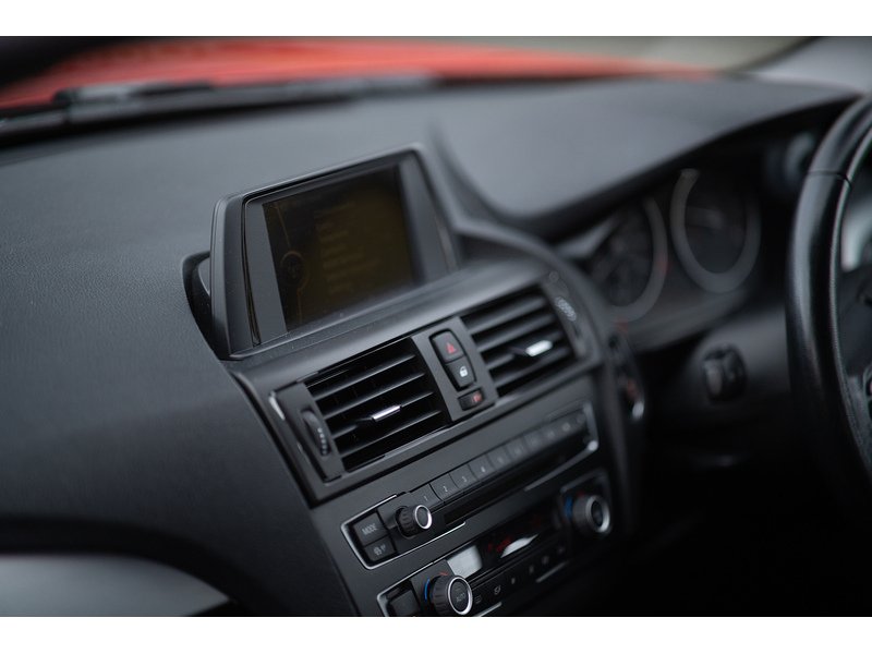 BMW 118d Sport Hatchback 2.0 Manual Diesel