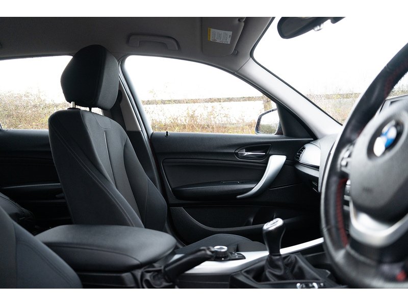 BMW 118d Sport Hatchback 2.0 Manual Diesel
