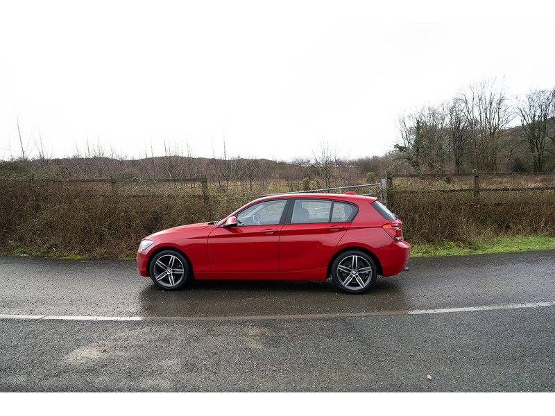 BMW 118d Sport Hatchback 2.0 Manual Diesel