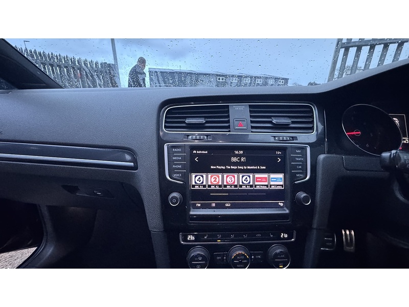 Volkswagen 2.0 TDI BlueMotion Tech GTD Hatchback 5dr Diesel DSG Euro 6 (s/s) (184 ps)