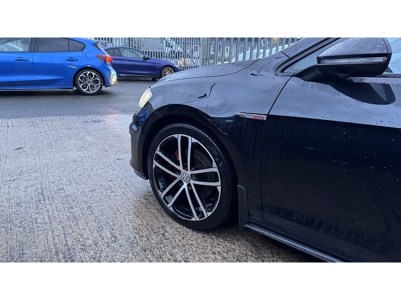 Volkswagen 2.0 TDI BlueMotion Tech GTD Hatchback 5dr Diesel DSG Euro 6 (s/s) (184 ps)