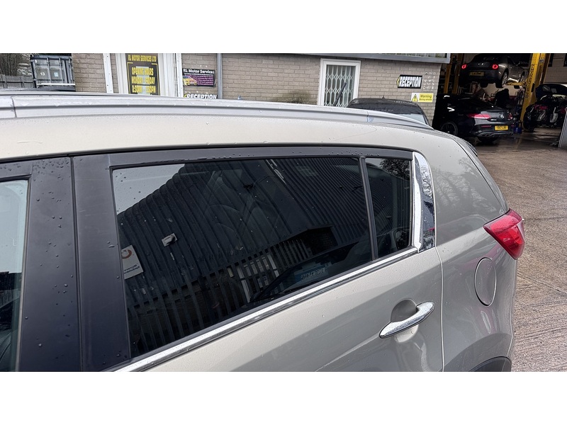 Kia 2.0 CRDi KX-3 SUV 5dr Diesel Manual AWD Euro 5 (134 bhp)