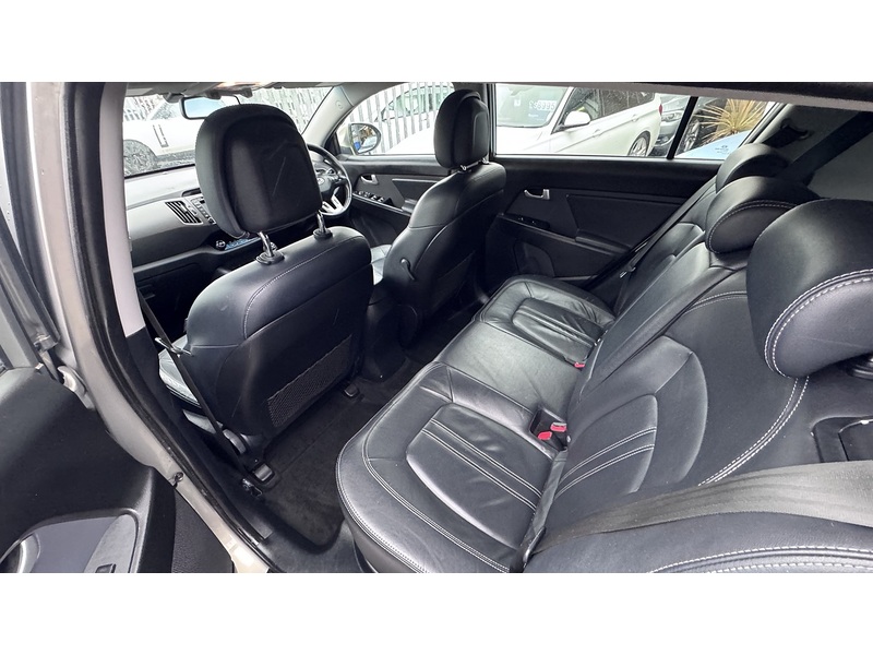 Kia 2.0 CRDi KX-3 SUV 5dr Diesel Manual AWD Euro 5 (134 bhp)