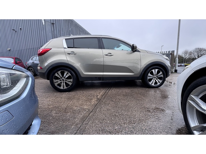 Kia 2.0 CRDi KX-3 SUV 5dr Diesel Manual AWD Euro 5 (134 bhp)