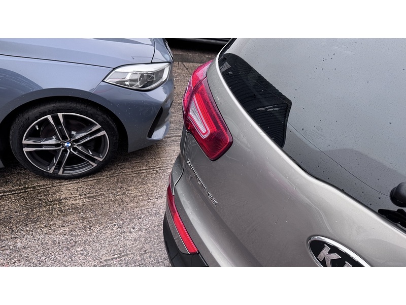 Kia 2.0 CRDi KX-3 SUV 5dr Diesel Manual AWD Euro 5 (134 bhp)