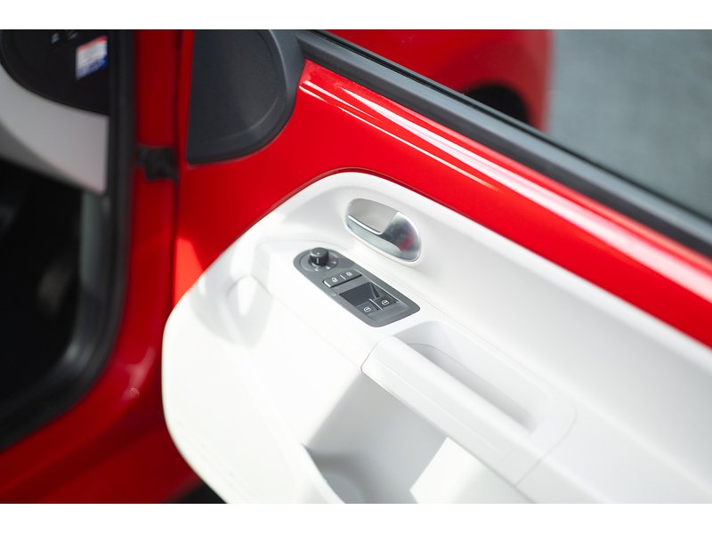 Volkswagen Move Up 1.0 Hatchback Petrol