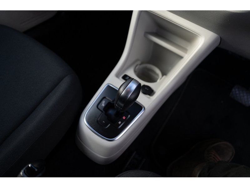 Volkswagen Move Up 1.0 Hatchback Petrol